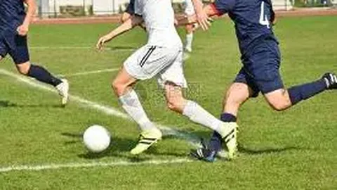 法国射手榜头名易主：登贝莱总进球32粒，超越姆巴佩领跑榜单