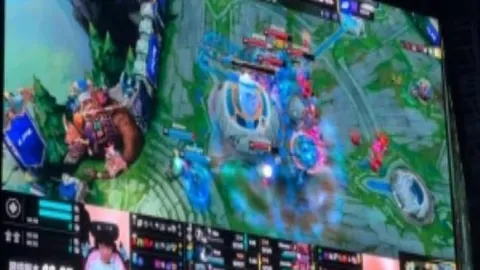 大乐透期号专家质合分析推荐前区十码，俄辛康士邦主场优势显著